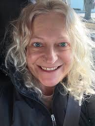 FAMILY!" 🇰🇳😍🎶🦻👁🙏👁🦻🎶😍🇰🇳