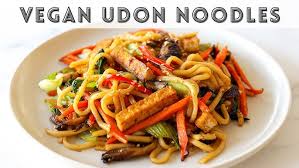 Divide the udon into four bowls. 30 Minute Spicy Stir Fry Udon Noodles Udon Noodle Recipe Stir Fried Udon Recipe ì •ë§ ë§›ìžˆìŒ ë³¶ìŒìš°ë™ Youtube