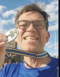 RACE DAY! 🔥 It's time. All the training and hard work is done! Now, let's  enjoy the ride trough the streets of Stockholm. 👊🏻 If friends and family  want's to follow your