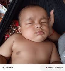 នេះជាកូនពៅរបស់នាងខ្ញុំទើបបានតែ 9 ខែខ្វះ 4 ថ្ងៃទៀតបាន 10  ខែនេះជាកូនលើកចុងក្រោយលែងមានទៀតហើយ។#👩‍❤️‍👩💕💕💕💕