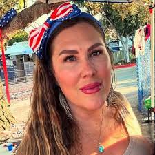 Best place to park at Peoria with kids and disabled placard?