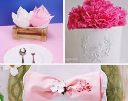 Certaines fleurs sont en papier de couleur découpé et collé, d'autres sont en serviettes en papier ou en carton recyclé. 1001 Idees De Pliage De Serviette En Papier Facile Pour Anniversaire