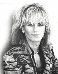 Fikk «Popaganda» på CD i dag… der stod det et sitat fra '85 : «Du må tro på  deg sjøl, for det er ingen andre som gjør det» -jeg var klokere da