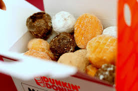 Gastrogirl Box Of Dunkin Donuts Munchkins Dunkin Donuts Dunkin Donuts