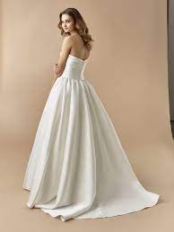 Girls dresses,prom dresses,bridesmaid dresses,wedding guest dresses,new style dress for girl. Satin Wedding Dresses Enzoani Enzoani