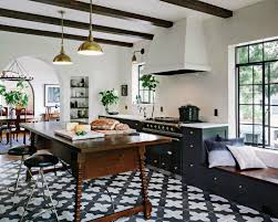 33 inspired black and white kitchen
