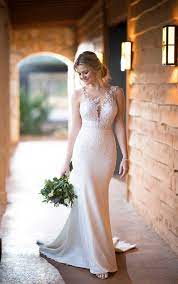 With over 53,390 wedding gowns for sale, you can find your dream wedding dress at a fraction of the cost of retail. Essense Of Australia D2388 Bridal Sample Sale