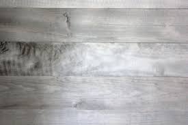 Lambris Parement Bois Pin Brut De Sciage Blanc Ceruse 15x147x2400 Mm Arte Home Decoration Interieure Distributeur De Materiaux Lambris Lambris Pin Ceruse