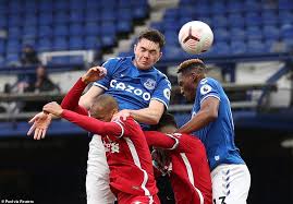 Liverpool returns to play sunday against everton at 2 p.m. Everton 2 2 Liverpool Reds See Last Gasp Winner Ruled Out By Var Daily Mail Online