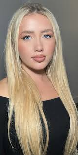 Meredith Duxbury Kayla