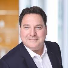 Christopher Lohmann's Instagram, Twitter & Facebook