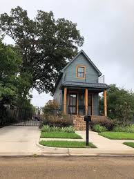 Move out on foot and get to. Magnolia And Beyond Fun Things To Do In Waco Angie Away