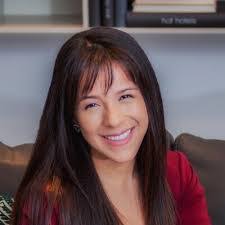 Daniela Fernandez's Instagram, Twitter & Facebook