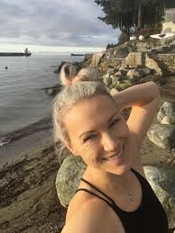 Do you have a favorite selfie? Post it here if you're up for it:  hitrecord.app.link/favoriteselfie It's for a hitRECord project exploring  self confidence. Something really interesting about looking through a  gallery of