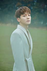 Although chen exo married, his wife is not a celebrity, and her name is not yet disclosed to the public. Just In Exo S Chen Is Now A Father Wife Gives Birth To A Daughter Kpopstarz