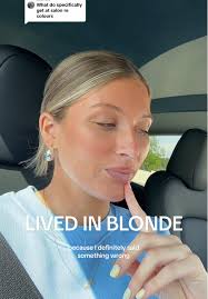 Luca Mencarini Salon