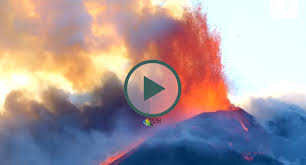 Le ultime news e aggiornamenti in tempo reale su scosse di terremoto ed eruzioni: Etna In Eruzione Le Ultime Straordinarie Immagini Video E Foto Meteo Lazio