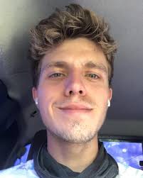 Jacob Rossignol (@jacobrossignol) • Instagram photos and videos