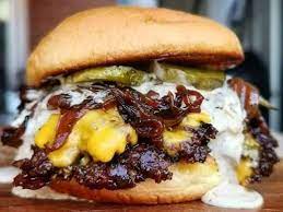 Pin By Taylor Mcphail On Food Truck In 2021 Burger Smash Burger Fried Chicken Burger