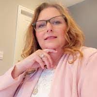 Heather Overmyer's Instagram, Twitter & Facebook