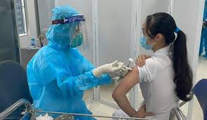 It was first identified in december 2019 in wuhan,. Tiem Chá»§ng Váº¯c Xin Phong Covid 19 Chiáº¿n Dá»‹ch Tiem Chá»§ng Lá»›n Nháº¥t Trong Lá»‹ch Sá»­ Bao Dan Tá»™c Va Phat Triá»ƒn