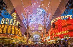 Steigen sie an den großen sehenswürdigkeiten in las vegas einfach aus dem bus und tauchen sie ein in den legendären las vegas strip. Las Vegas Sehenswurdigkeiten Meine Absoluten Top 10 Viele Tipps