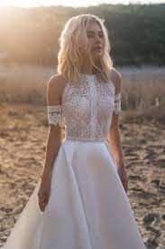 Bohemian Wedding Dresses Jewel Lace Satin Bridal Gowns Button Back Tanya Bridal Model Baju Wanita Gaya Model Pakaian Wanita