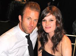 In addition to (probably) whipping up some incredible meals, wrangling some cattle, and enjoying family time, the food network icon is celebrating the marriage of her daughter alex drummond to her college boyfriend, mauricio scott. 10 Reasons To Love Scott Caan Scott Caan Actors Celebrity Gossip