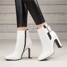 Bot Ve Cizme Boots Panosundaki Pin