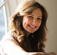 Wendy Staples's Instagram, Twitter & Facebook