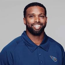 Marcus Robertson's Instagram, Twitter & Facebook