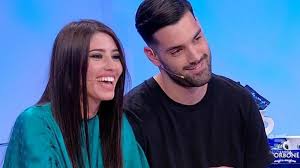 Prima su di lei una segnalazione, raccontata da aldo in studio, poi l'esterna passionale con il bel napoletano. Uomini E Donne Alessio Campoli Replica Alle Accuse Ora Basta Ecco Come Stanno Le Cose Tra
