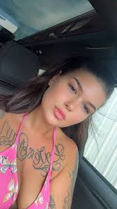 Fun lil girly time w my babes 🖤