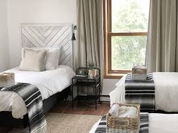 Un Hostel Digne De L Europe A Dunham Les Idees De Ma Maison Home Home Decor Furniture
