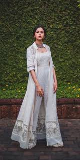 Another great choice to make for the indian wedding dress for the bride is this front slit suit. 500 Indian Wedding Dress Ideas In 2020 Indian Outfits Indian Fashion Indian Dresses