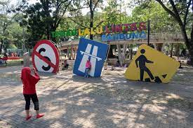 Taman lalu lintas saka bhayangkara buperta cibubur silahkan tonton videonya sampai selesai. 70 Contoh Desain Taman Lalu Lintas Terbaik