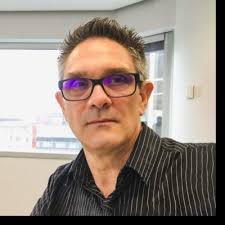 SlurryPro displays up for grabs! 😎 We have a few SlurryPro models free too  a good desk. All components individually 3D Printed. If you are a  Mechanical