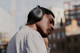 KEF Headphones // Kate Suiter — The Shoemakers Elves