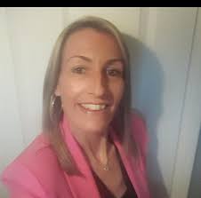 Can anyone recommend a cake maker for a 40th birthday cake please?