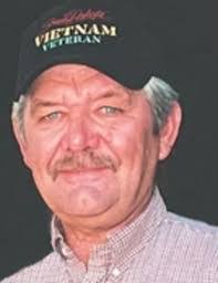 Ethan Berg's Instagram, Twitter & Facebook