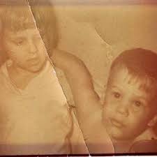 Would anyone please help with this is possible only picture I have was  going to have it printed