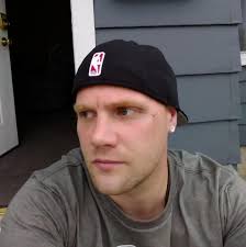 Looking for Penpals and people to connect with. Add