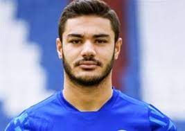 Spor toto süper lig'de futbol heyecanı devam ediyor. Ozan Kabak Kimdir Aslen Nereli Kac Yasinda Biyografisi