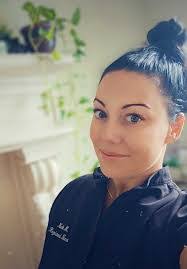 Nicole Martucci's Instagram, Twitter & Facebook