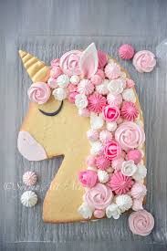 Gateau Licorne Facon Numbercake Amuses Bouche Gateau Licorne Gateau De Licorne Gateau