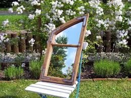 Spiegel Aus Altem Holzfenster Mit Halbbogen Spiegel Holz Alte Holzfenster Holzfenster