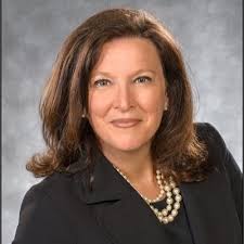 Cérémonie de remise de bourses ! 🎓 Le 1er avril 2025, j'ai eu le privilège  de recevoir trois bourses d'excellence lors de la Cérémonie de remise des  bourses d'excellence de l'UQAR 2024-2025… |