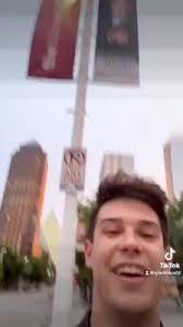 Allison Wainscott's Instagram, Twitter & Facebook