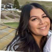 Adriana Zaldivar's Instagram, Twitter & Facebook