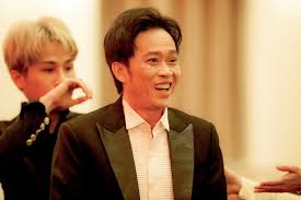 Nghệ sĩ hoài linh cùng một nhãn hàng anh hợp tác đến điện biên gặp gỡ và giúp đỡ những trẻ em nghèo vào tháng 1 và giữa tháng 3 năm nay. NsÆ°t Hoai Linh Trá»Ÿ Láº¡i Sau á»Ÿ áº©n Len Tiáº¿ng Vá» Tinh Tráº¡ng Sá»©c Khá»e Tin Tá»©c Má»›i Nháº¥t 24h Ä'á»c Bao Lao Ä'á»™ng Online Laodong Vn